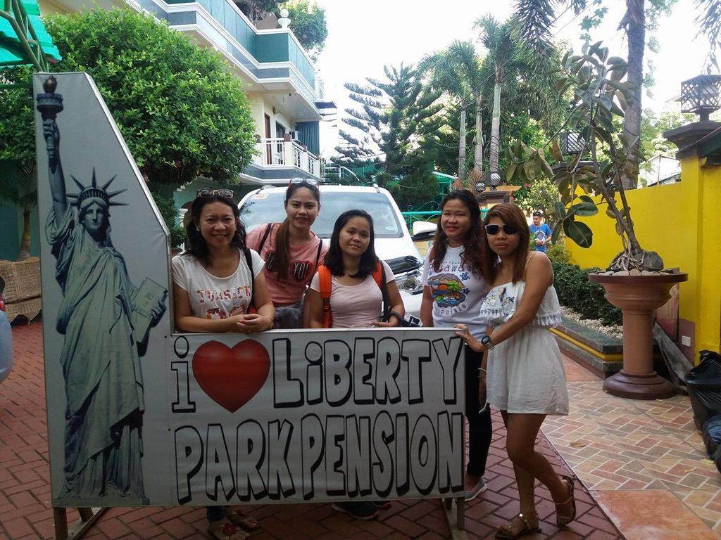 Liberty Park Pension Puerto Princesa Luaran gambar