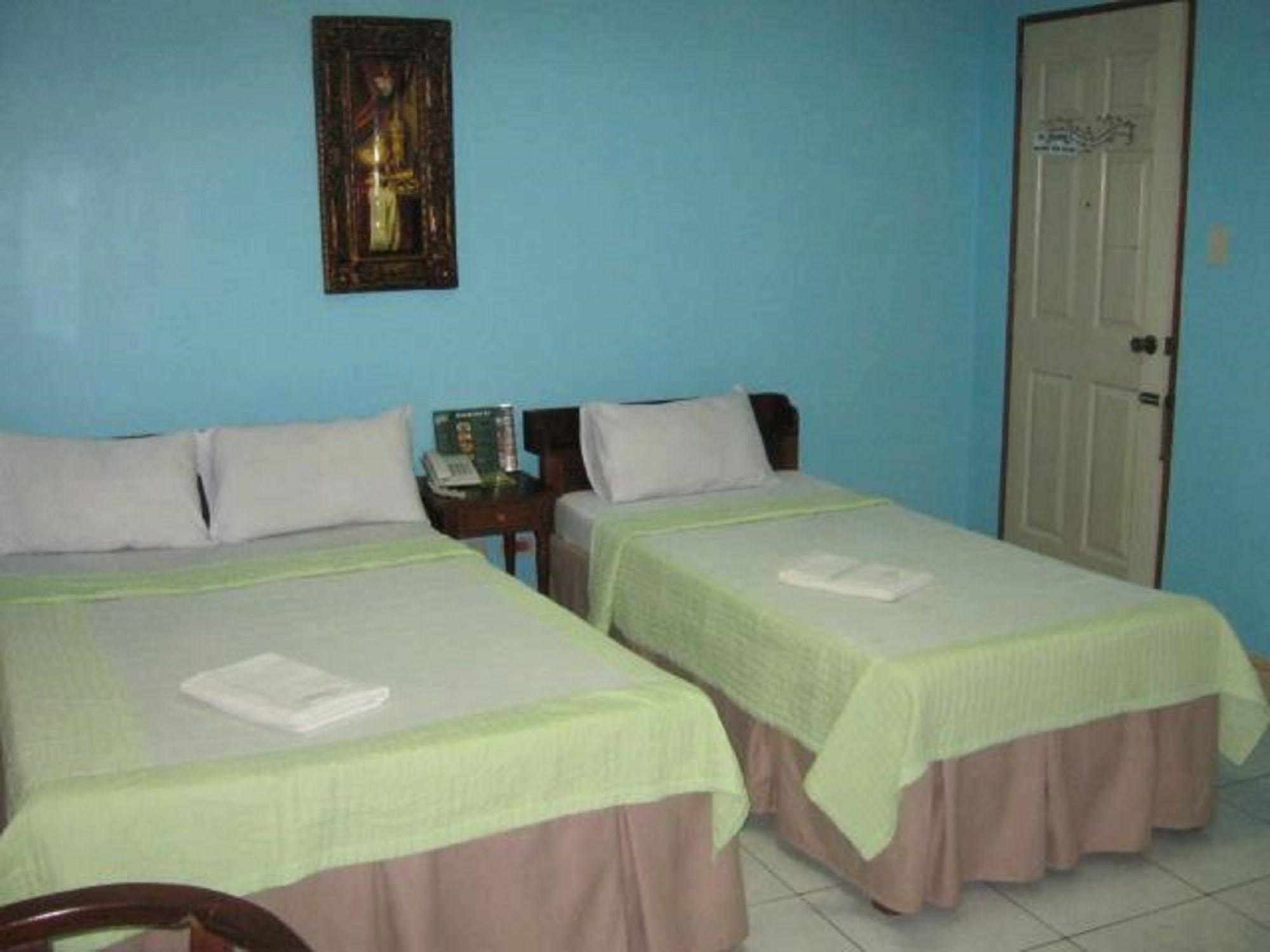 Liberty Park Pension Puerto Princesa Luaran gambar