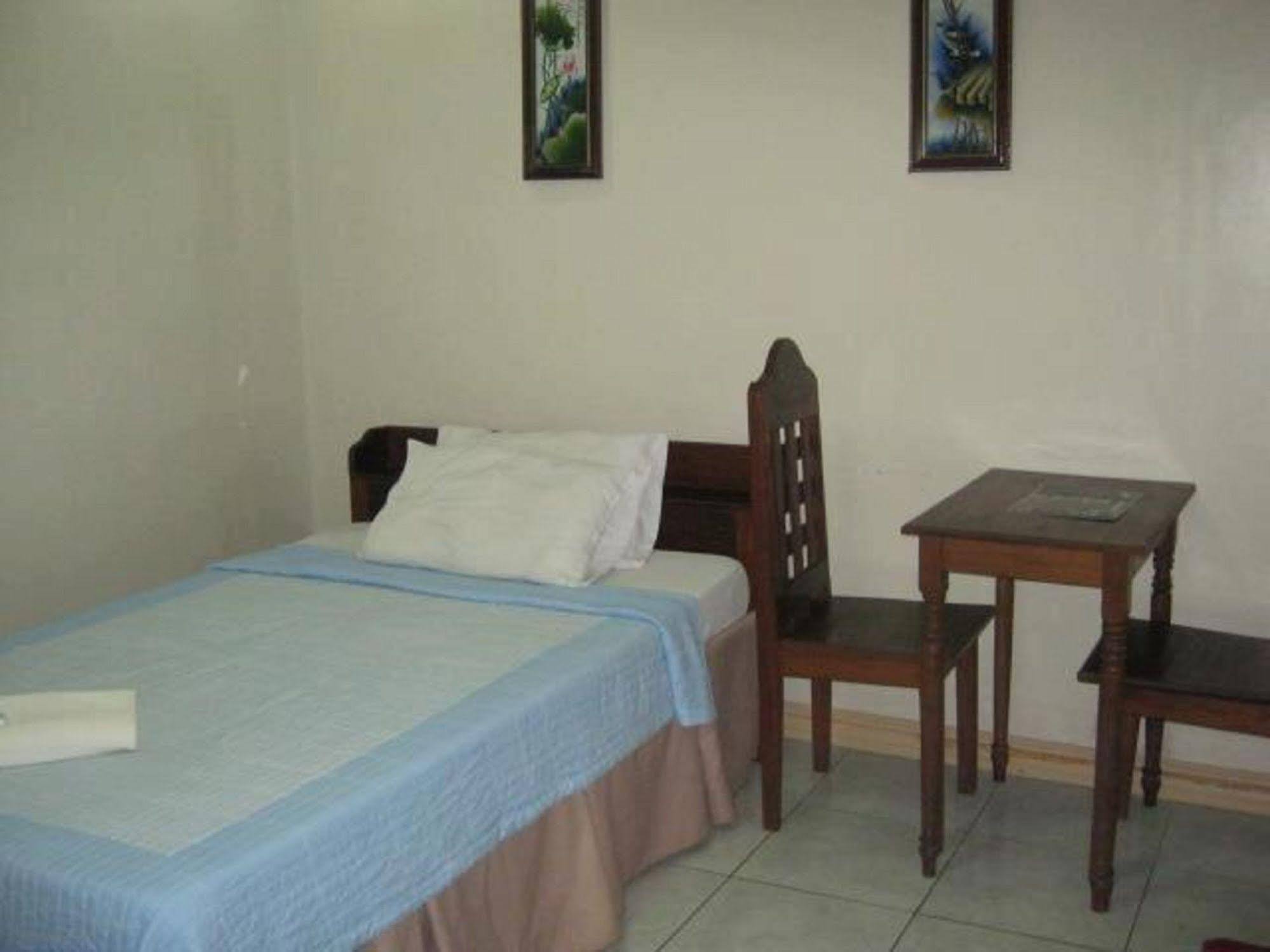 Liberty Park Pension Puerto Princesa Luaran gambar