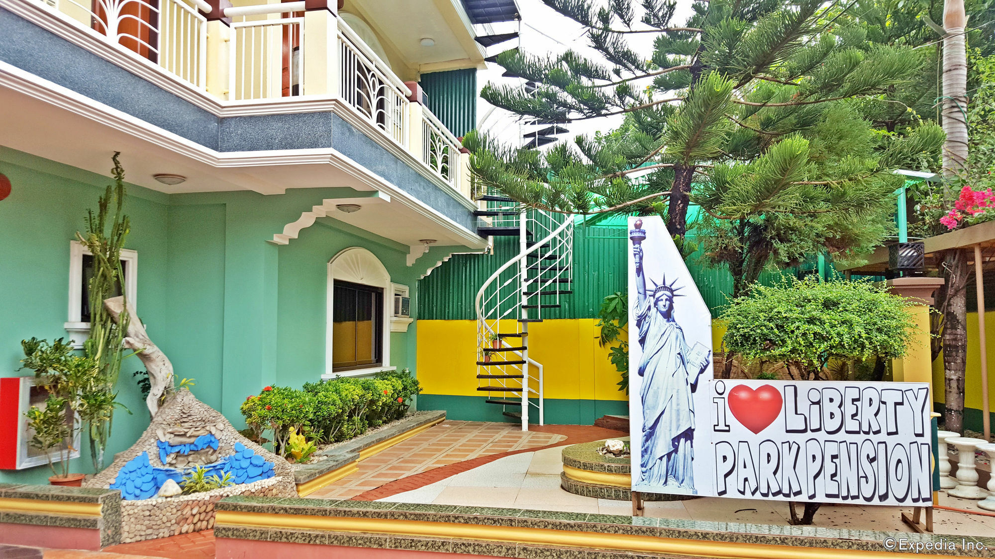 Liberty Park Pension Puerto Princesa Luaran gambar